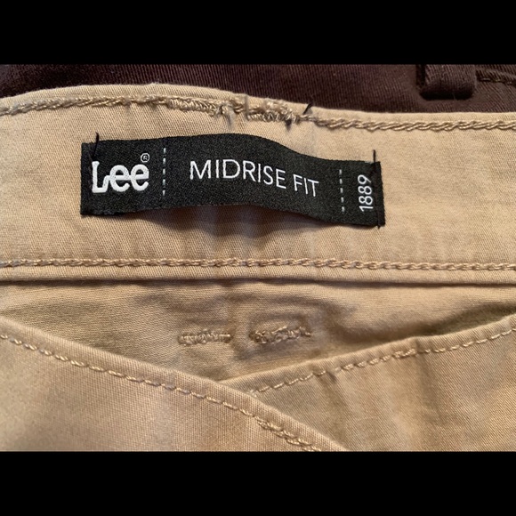 Lee Bermuda Shorts. New without tags - Picture 4 of 5